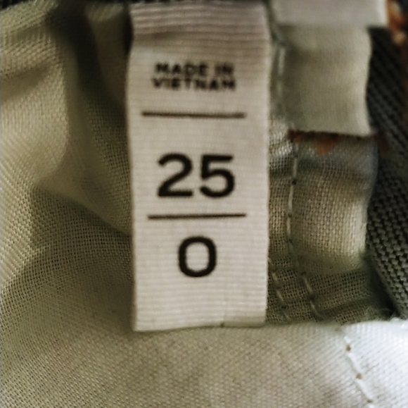 Loft Jeans - Picture 7 of 7